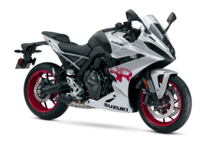 GSX8R silver tampak samping 2